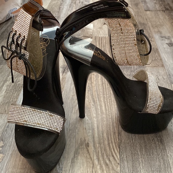 Pleaser Adore-770 - Picture 6 of 8